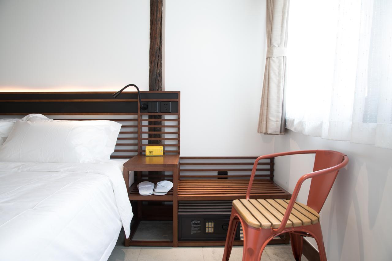 Courtyard Guesthouse, Пекин Экстерьер фото
